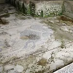 Casa Privata For Minori